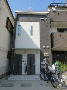 大阪府堺市堺区大浜北町2丁【アパート】の外観