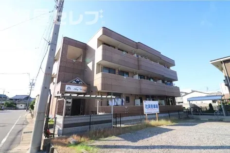 スカイウィング【2階】の外観