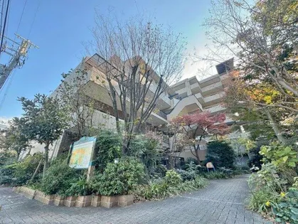 ガーデンハイツ加美A棟【4階】の外観