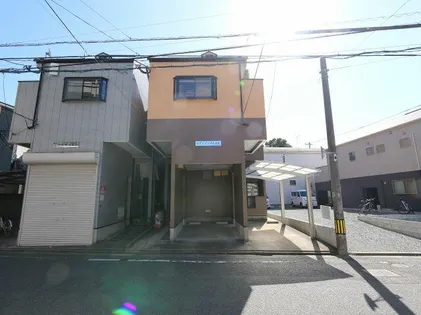 レディバッグ六本松【2階】の外観