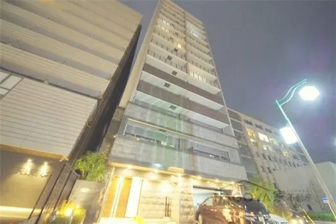 プレサンスロジェ丸の内【7階】の外観