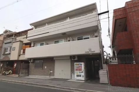 ロータスコートの画像