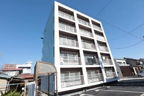 Cloud9【2階】の外観