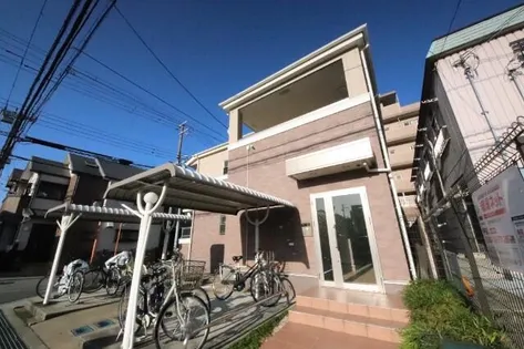 兵庫県尼崎市三反田町2丁目【マンション】の外観