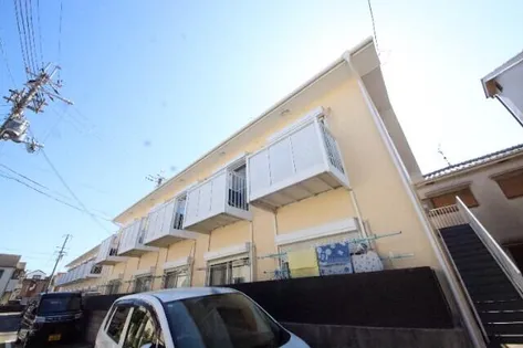 兵庫県尼崎市富松町1丁目【アパート】の外観