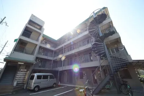 兵庫県尼崎市善法寺町【マンション】の外観