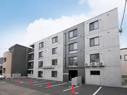 グランドサクセスピスタ【4階】の外観