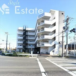 セントラル川名【5階】の外観