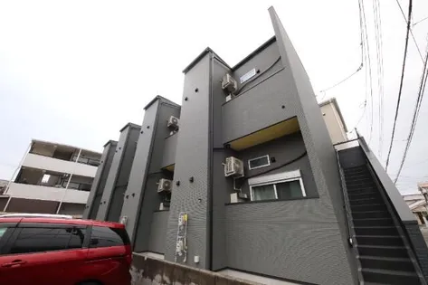 エイト【2階】の外観