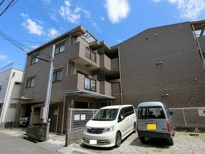 ベージュ野田の画像