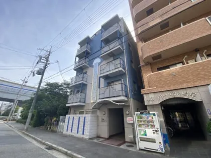 メゾン甲子園EAST【3階】の外観