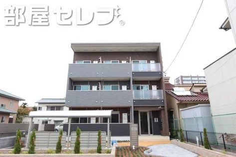 リファイメント【1階】の外観