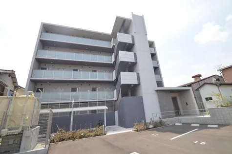 クローバー英賀保駅前の画像