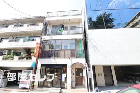 クインハウス【2階】の外観