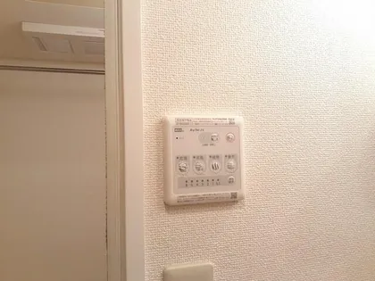 ADESSOの画像