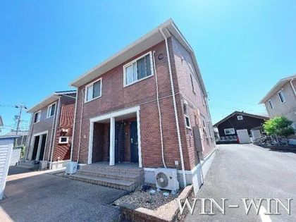 ロイヤルコート Bの画像