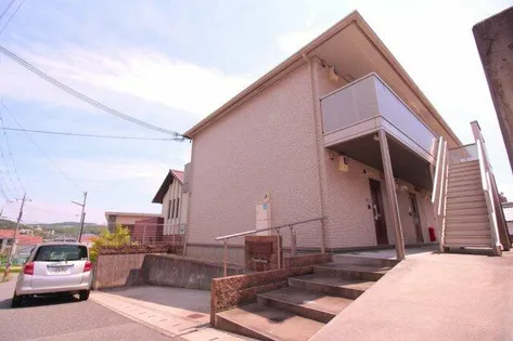 アクイラ伊川谷【1階】の外観