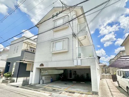 ステュディオ カリーノの画像