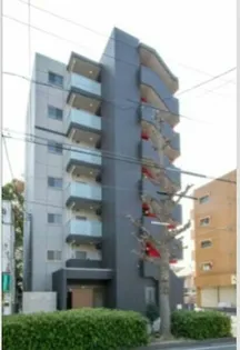 ロイヤル山王【3階】の外観