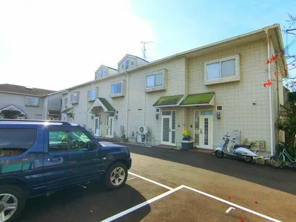 大阪府大阪狭山市池尻中2丁目【テラスハウス】の外観