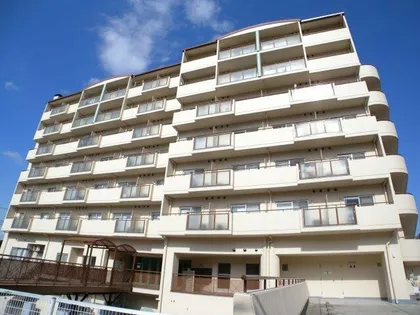 学が丘カレッジハイツ【3階】の外観