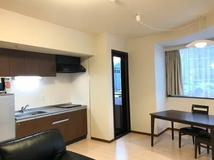 千種タワーヒルズ【3階】の居間