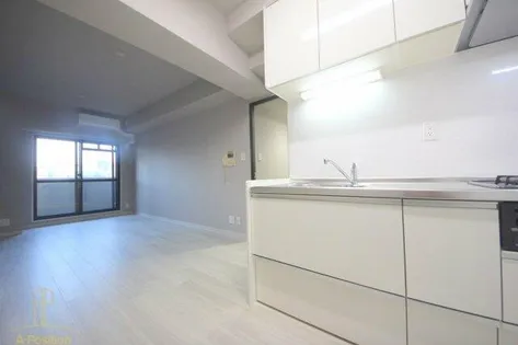 レジディア西天満【11階】の居間