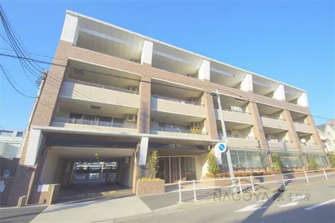 桜山西マンション【4階】の外観