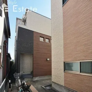 DESIGN SQUARE【103号室】の外観