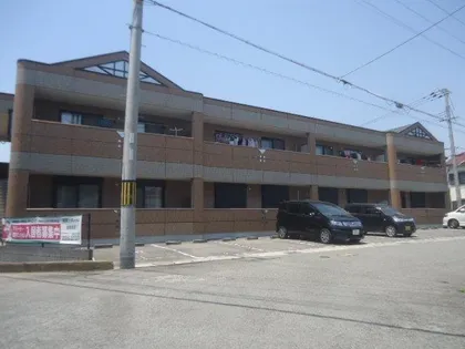 パンプルムース【2階】の外観