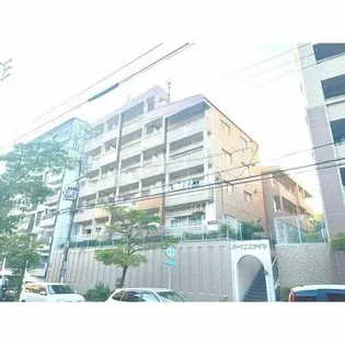 パークエステイツ【1階】の外観