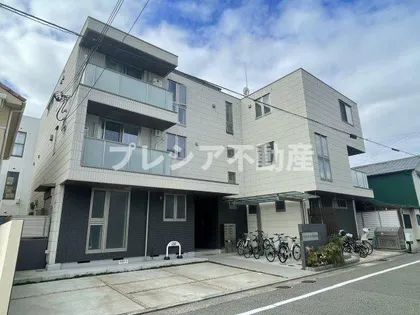 兵庫県西宮市甲子園八番町【マンション】の外観