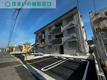愛知県岡崎市上里3丁目【アパート】の外観