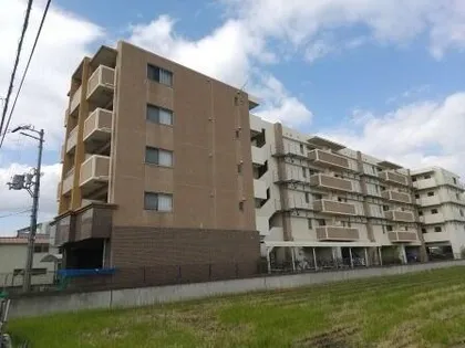 シエテ南塚口【3階】の外観