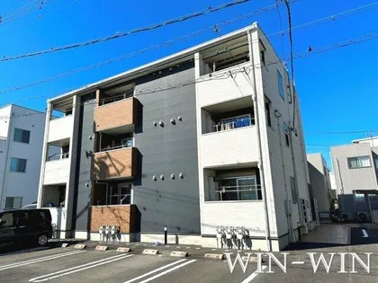 シオン【2階】の外観