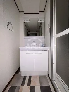 高見フローラルタウンイーストスクエア27【4階】の内装