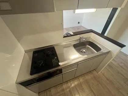 エアフォルク八軒【3階】のキッチン