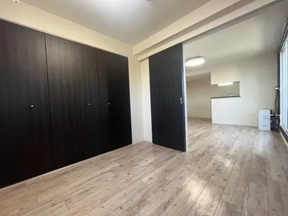 エアフォルク八軒【3階】の内装