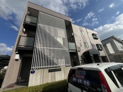 ファミーユ春日の画像