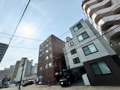 北海道札幌市豊平区平岸二条5丁目【マンション】の外観