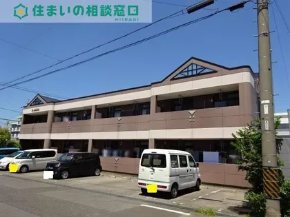 愛知県高浜市湯山町1丁目【アパート】の外観