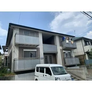 プラムヒルズ【2階】の外観