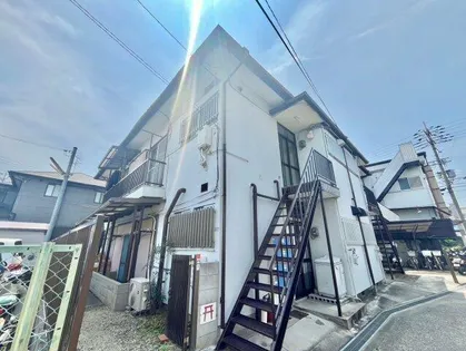 仲澤コーポ【205号室】の外観