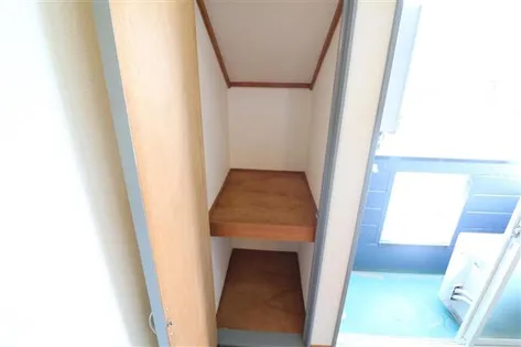 マリナヒルズ姪浜【2階】の内装