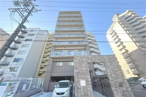 レーベスト平安【7階】の外観