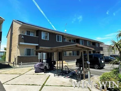 Strahl A【2階】の外観