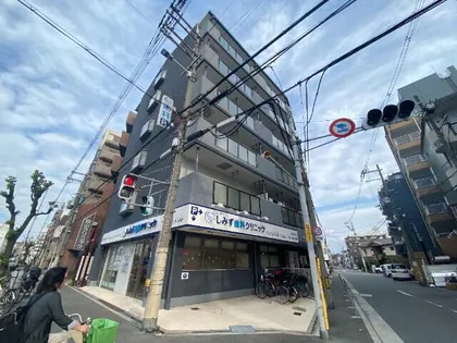 サニークレスト忠【3階】の外観