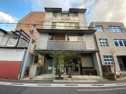 T HOUSE【3-2号室】の外観