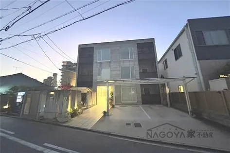 FREA【2階】の外観