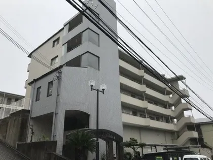 大阪府吹田市春日1丁目【マンション】の外観